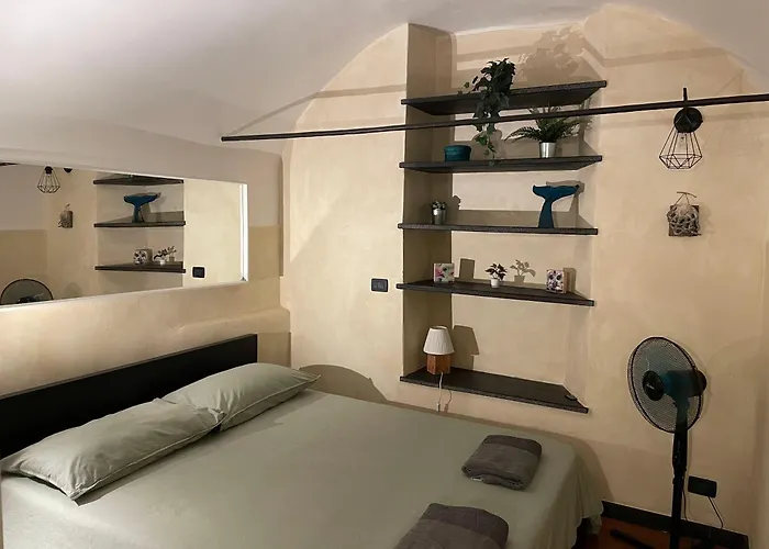 Charming 16th-century Flat In The Heart Of Apartmán Janov
