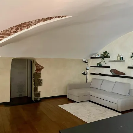 Charming 16th-century Flat In The Heart Of * Genua