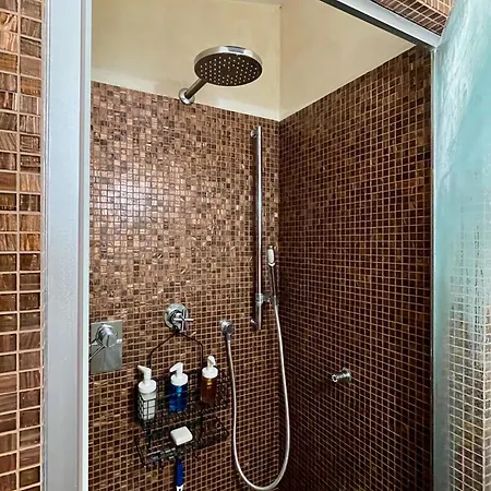Charming 16th-century Flat In The Heart Of Lägenhet